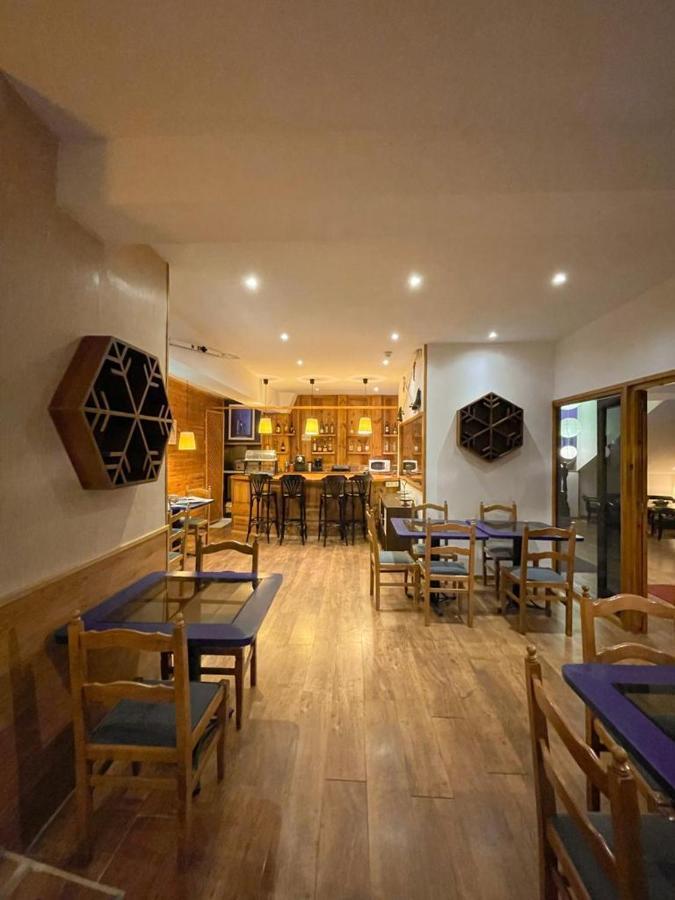 Hotel Amoretes La Molina  Ngoại thất bức ảnh